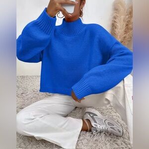SHEIN Blue Cropped‎ Mockneck Sweater Small